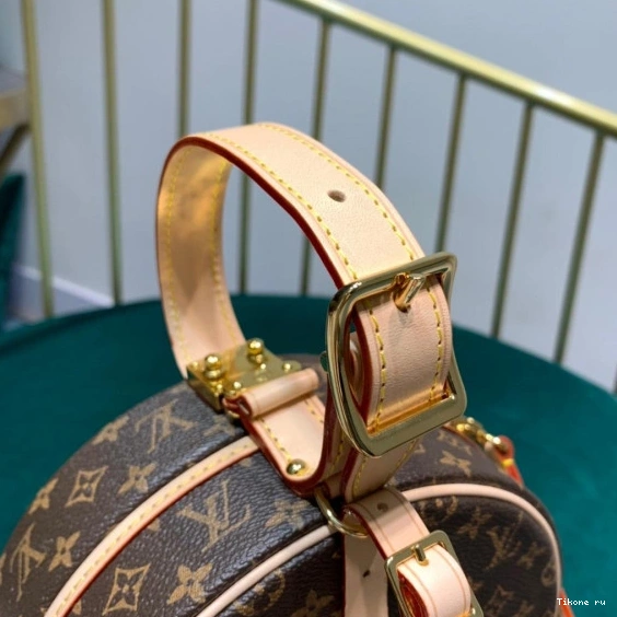 Affordable Vuitton Louis PETITE BOITE CHAPEAU 0722